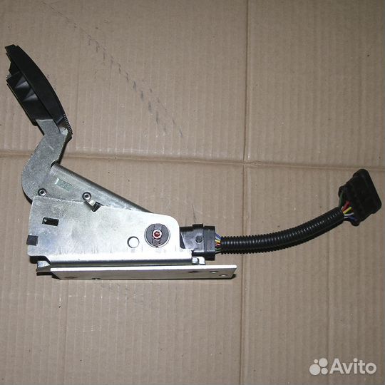 Педаль газа электронная урал