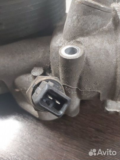 Насос водяной Bmw X5 50Ix E70 LCI N63 4.4I 2010