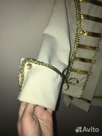 Костюм маскарадный