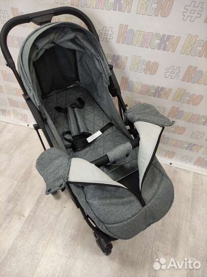 Коляска прогулочная MowBaby Smart