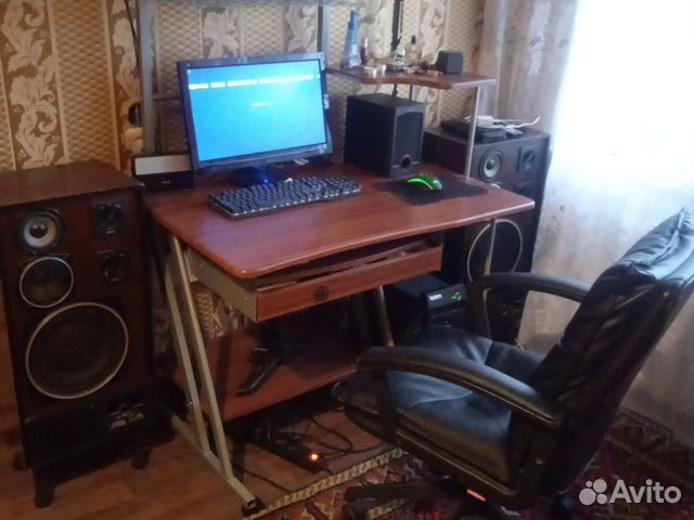 Системный блок ThinkCentre i3+стол+кресло+колонки купить в Воркуте ...