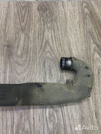 Патрубок интеркулера Opel Zafira B Z19DTH