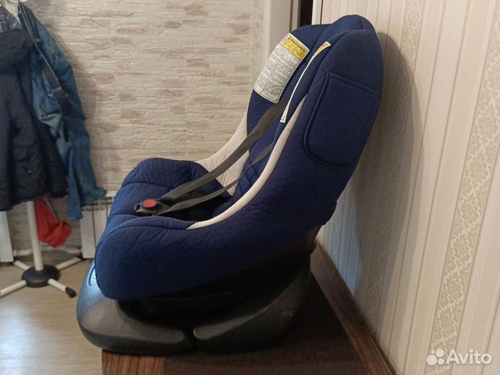 Автомобильное детское кресло