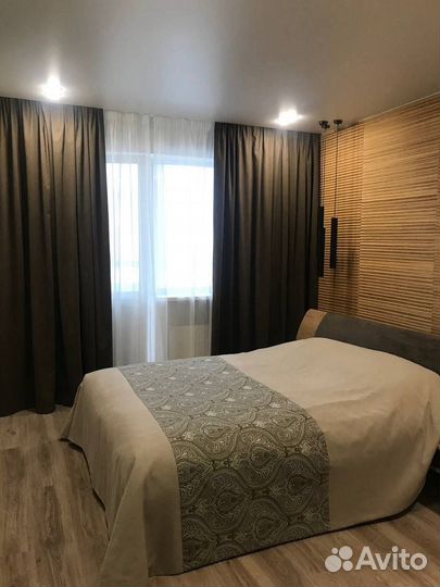 Рулонные шторы для офисных и коммерческих помещени