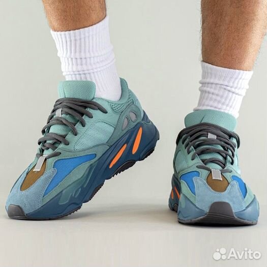 Кроссовки Adidas Yeezy Boost 700 оригинал GZ2002