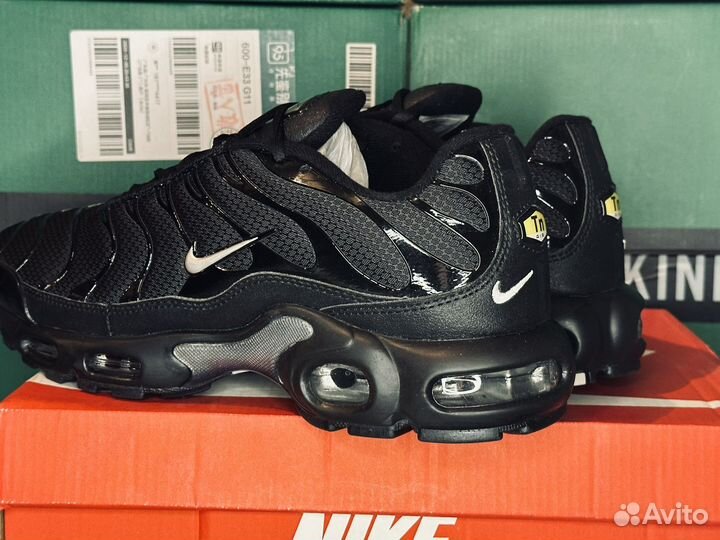 Кроссовки Nike Air Max Tn