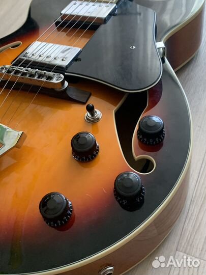 Электрогитара ibanez