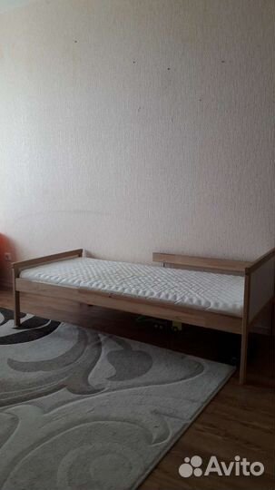 Детская кровать IKEA с матрасом