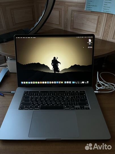 Macbook pro 16 1tb