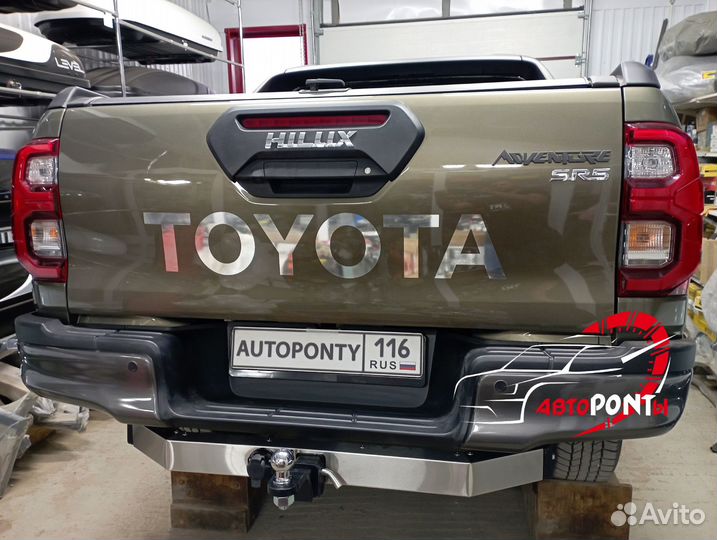 Фаркоп Toyota Hilux 2023 квадрат Нержавейка