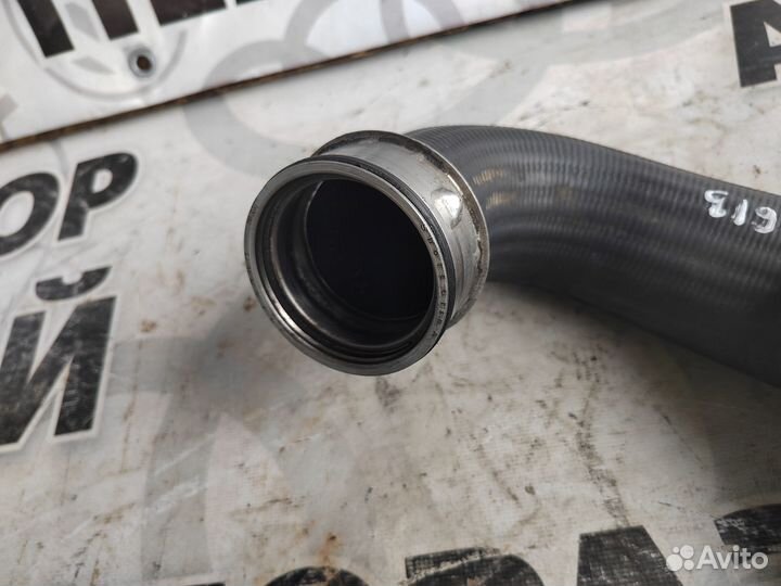 Патрубок интеркулера Mercedes W210