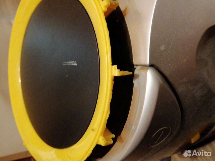 Пылесос Zanussi Zans750