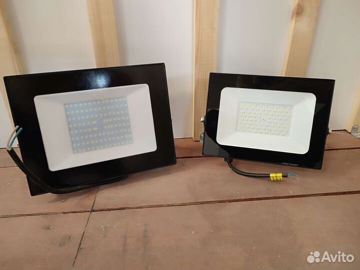 Прожектор светодиодный