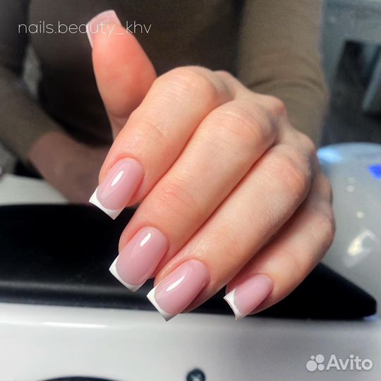 Маникюр, наращивание ногтей