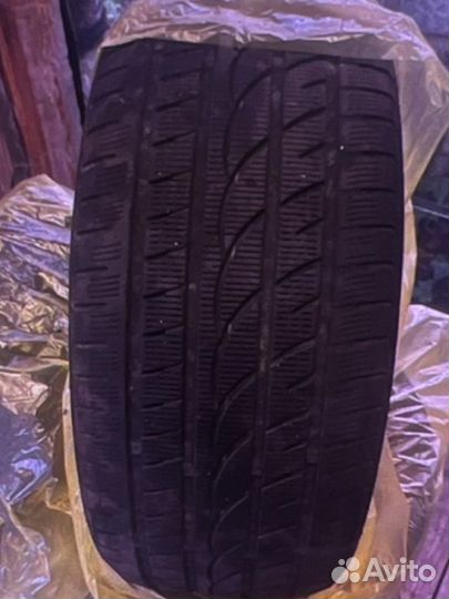 Windforce Ice-Spider 275/40 R20