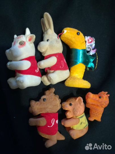 Фигурки животных года 90х