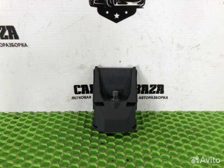 Камера переднего обзора Nissan Qashqai