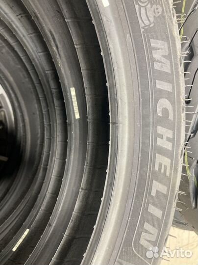 Мотошина michelin 90/90-17 49S Anakee Street