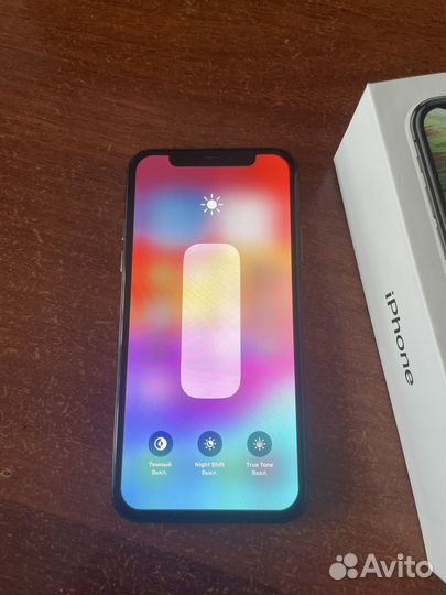 iPhone Xs, 64 ГБ