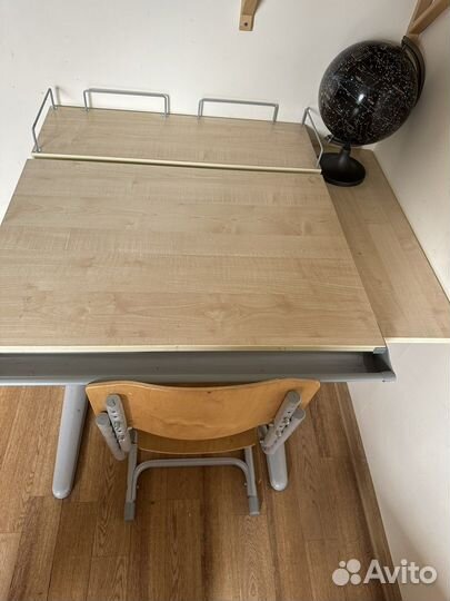 Растущая парта и стул Деми