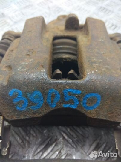 Суппорт передний правый Mercedes W245 B-Class