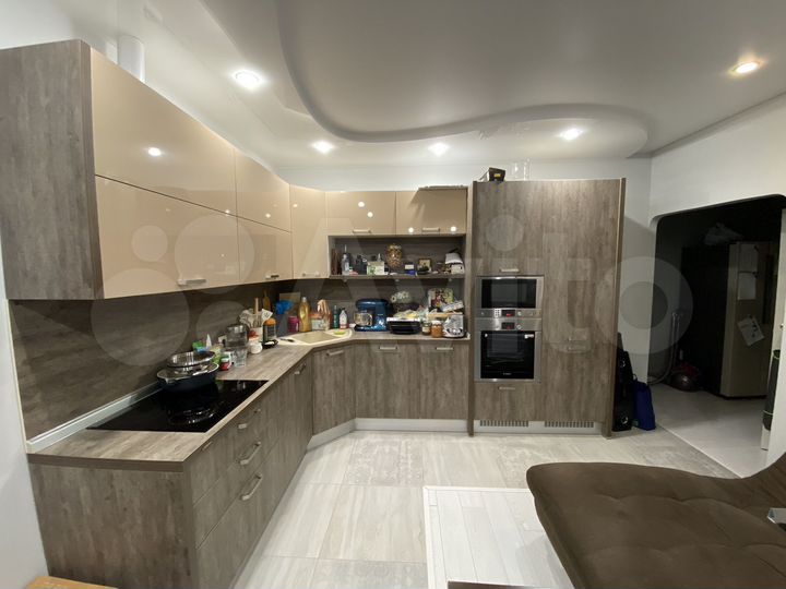 4-к. квартира, 72 м², 5/9 эт.