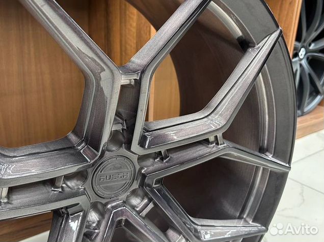 Новые разноширокие кованые диски R22 5x112