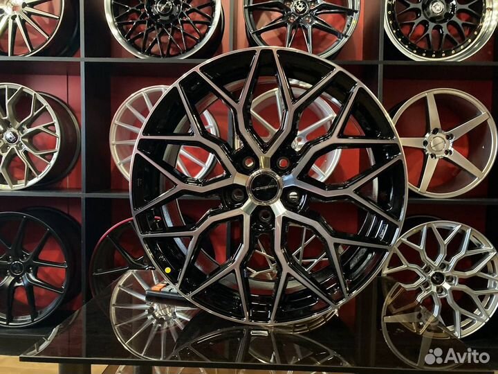 Диски R18 5x114,3 Vossen HF-2 BKF
