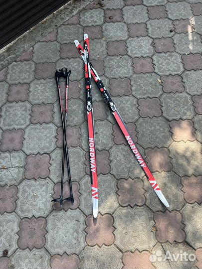 Лыжи беговые с ботинками