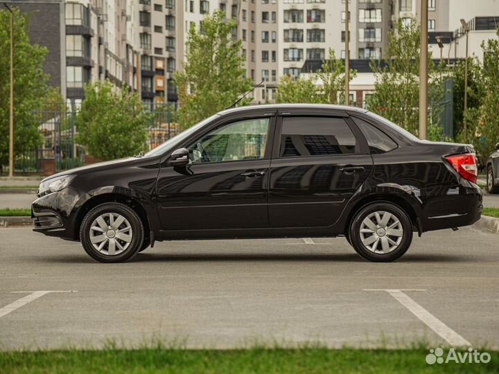 LADA Granta 1.6 МТ, 2023, 24 122 км