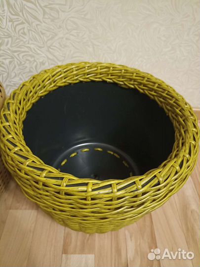 Корзина плетеная из ротанга