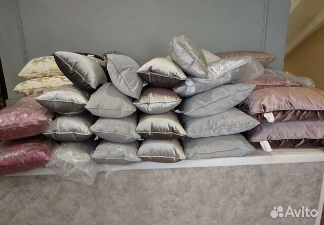 Декоративные подушки Аскона. Лежали в салоне Новые