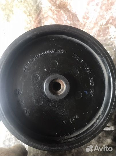 Насос гур двигателя Mercedes M271.860 Turbo