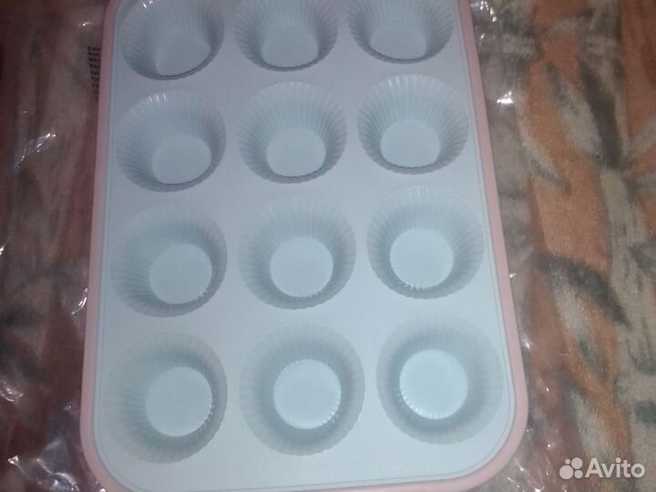 Силиконовая форма для маффинов и кексов