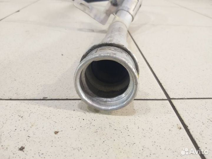 Топливно-заливная горловина