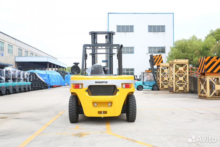 Вилочный погрузчик Shantui SFD70, 2023