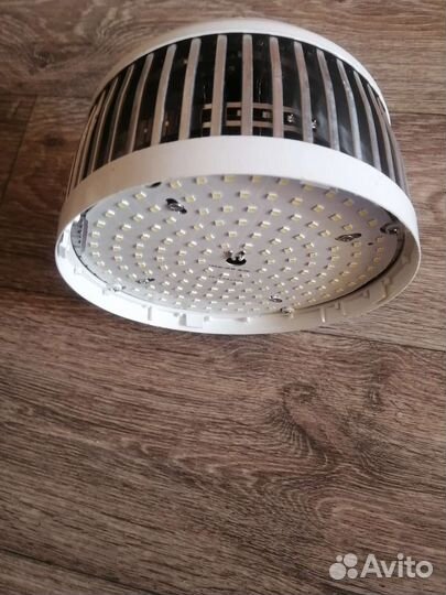 Лампа с охлаждением