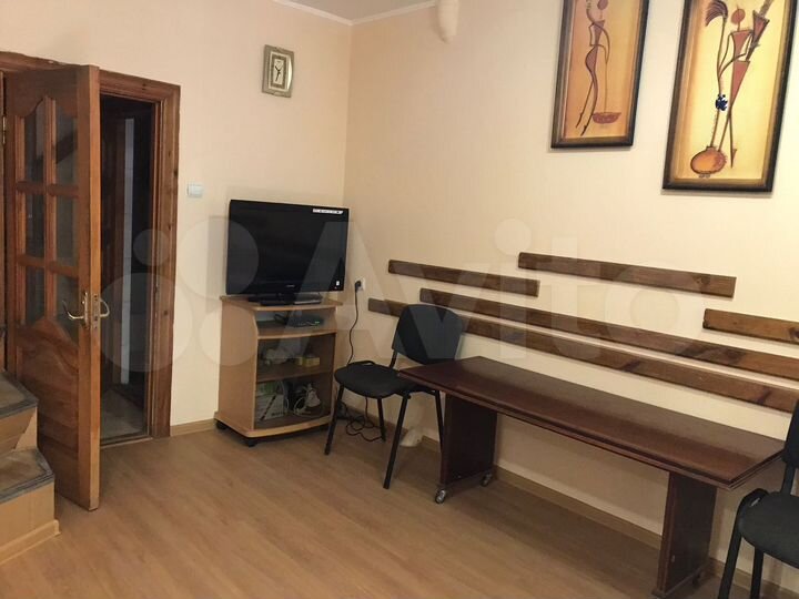 3-к. квартира, 50 м², 1/2 эт.