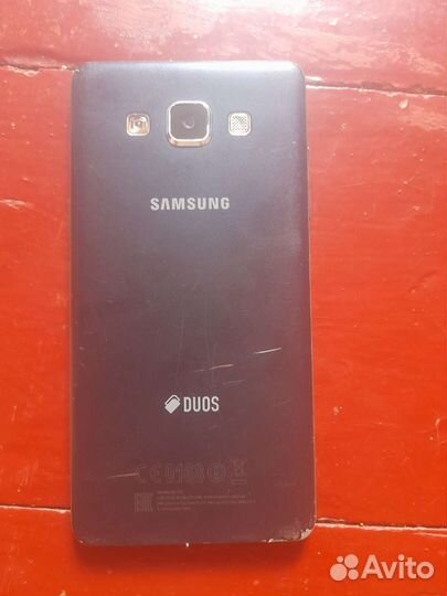 Телефон Samsung a5 2015