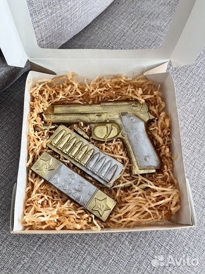 Мужские шоколадные подарки на 23 февраля