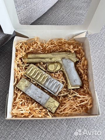 Мужские шоколадные подарки на 23 февраля