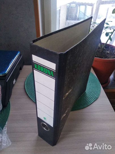 Папки картонные и пластиковые