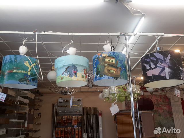 Люстры новые