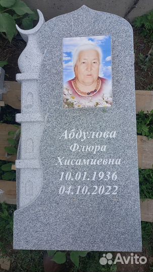 Памятники из гранита и мрамора