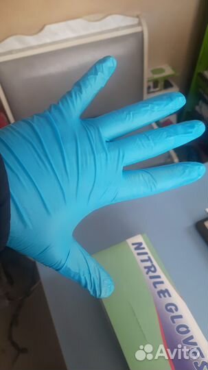Перчатки одноразовые нитриловые