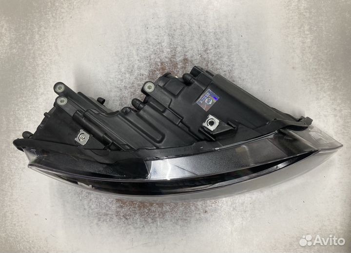Фара правая VW Polo рейсталинг 2014