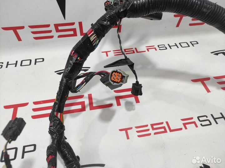 Электропроводка передняя подкапотная Tesla Model S