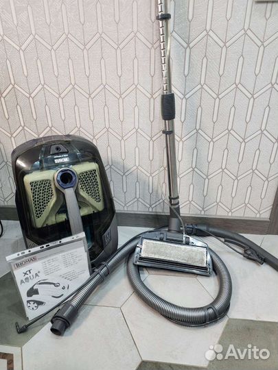 Моющий пылесос Thomas nero aqua stelth