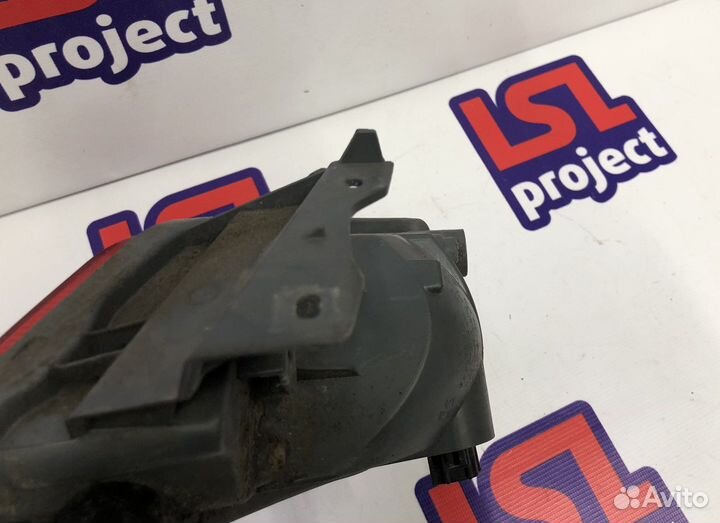 Фонарь задний левый Toyota Rav4 2012-2015