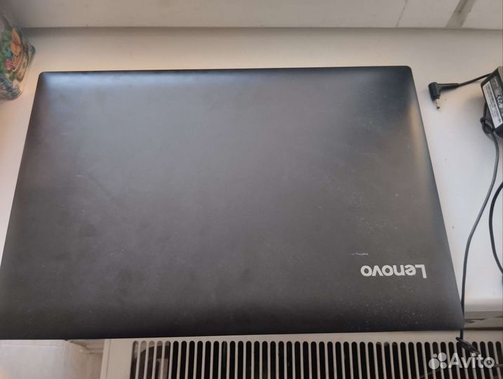 Ноутбук lenovo